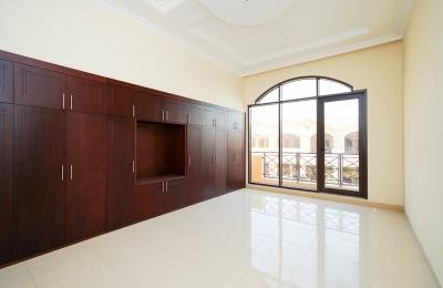 Spacious 4BR Villa | Near Mall of the Emirates