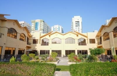 Spacious 4BR Villa | Near Mall of the Emirates