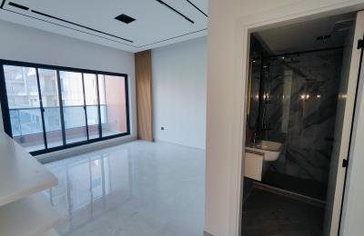 Spacious 1150 SQFT| Fully Renovated, Near Metro